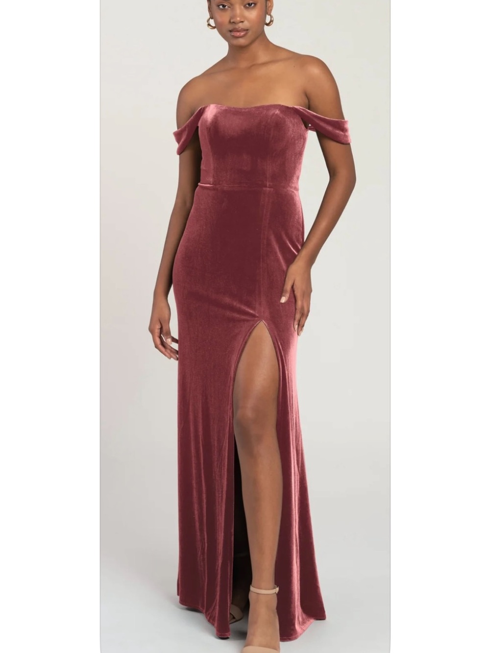 BNWT Jenny Yoo Off the Shoulder Velvet Maxi Dress in Cinnamon Rose